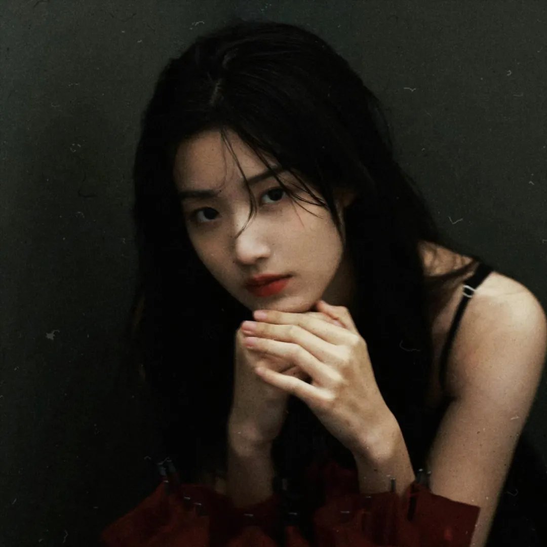 隐藏